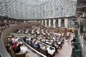 Parlementaire vragen relevant voor managementteamleden en leidinggevenden (november - december 2025)